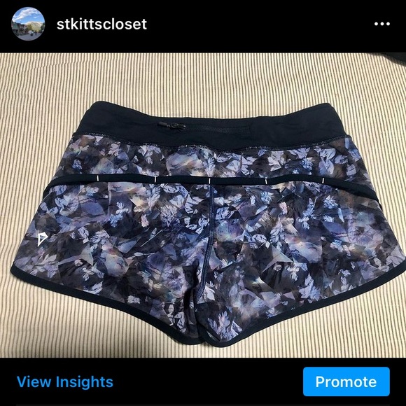 Ivviva Shorts - Picture 2 of 2